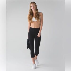 Lululemon Align Crop in Black Size 4